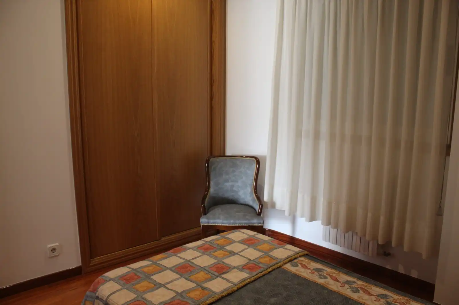 Habitación de Piso de alquiler en Monterrei con Calefacción, Amueblado y Horno