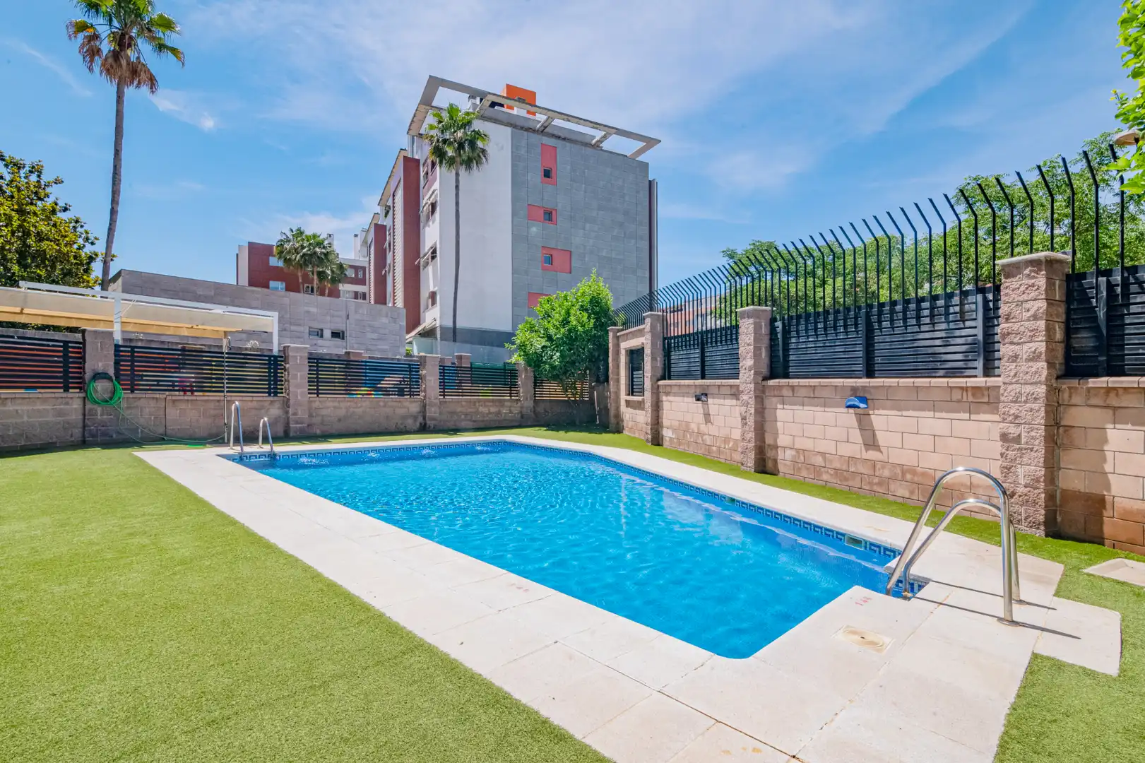 Schwimmbecken von Wohnung zum Verkauf in Armilla mit Balkon und Gemeinschaftspool
