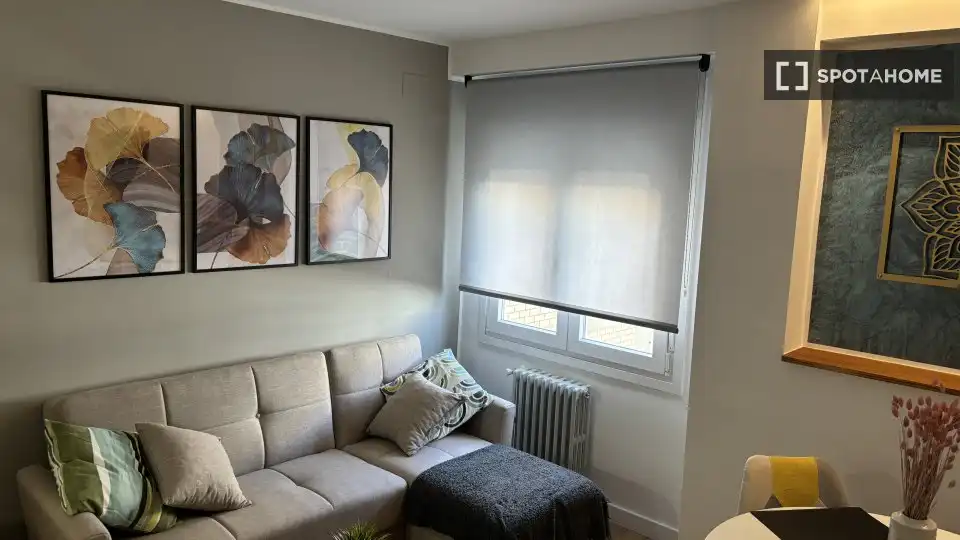 Habitación en Barrio del Ave