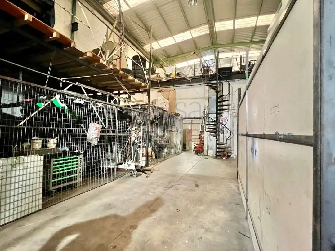 Industrial buildings for sale in Basauri 