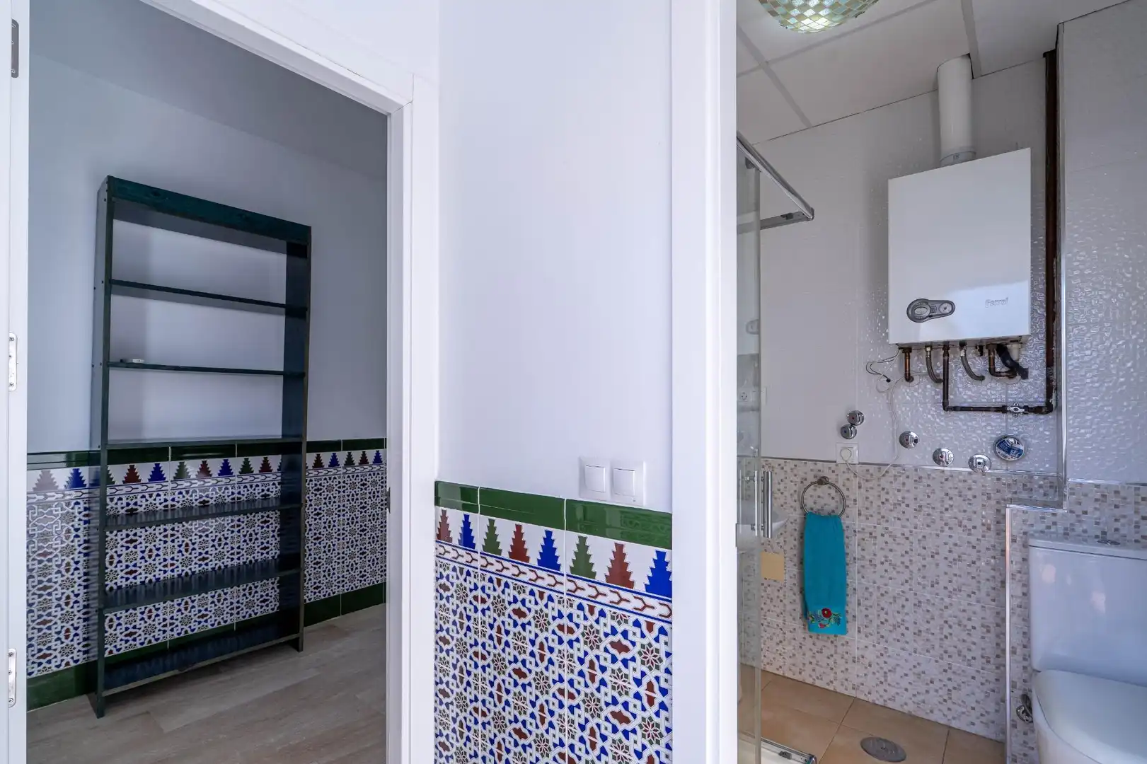 Baño de Ático en venta en Sevilla con Aire acondicionado, Calefacción y Terraza