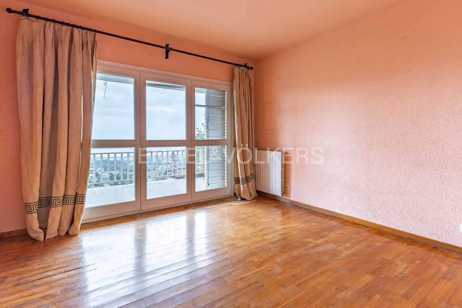 Country house zum Verkauf in Cabrera de Mar