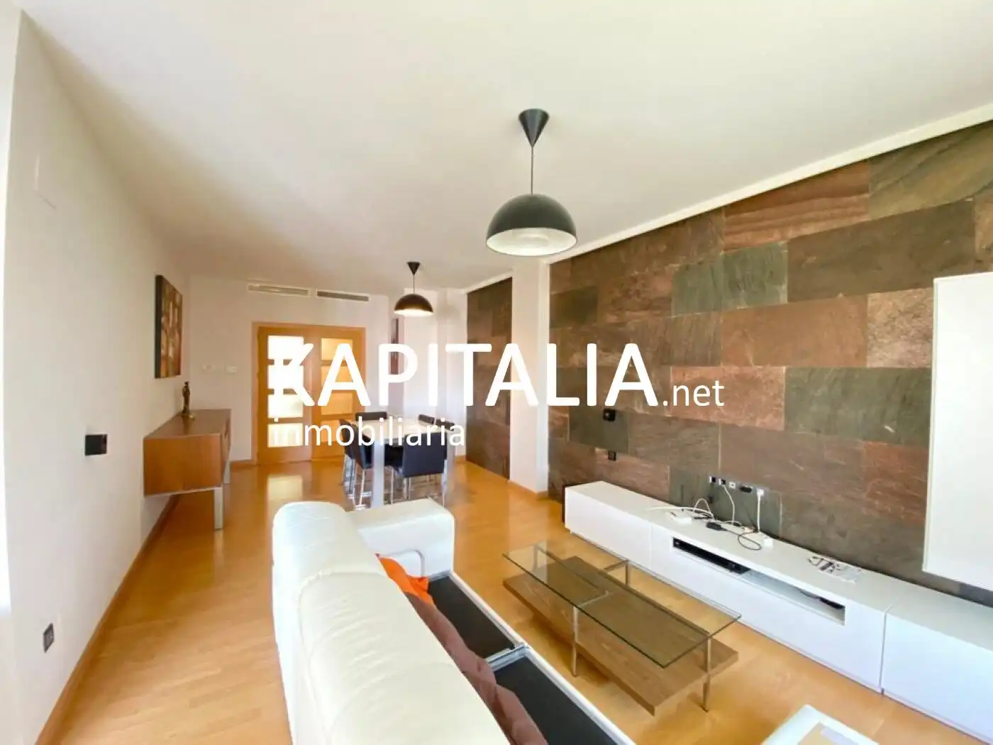 Piso con terraza en venta en Sant Josep - Zona Hospital, imagen 2
