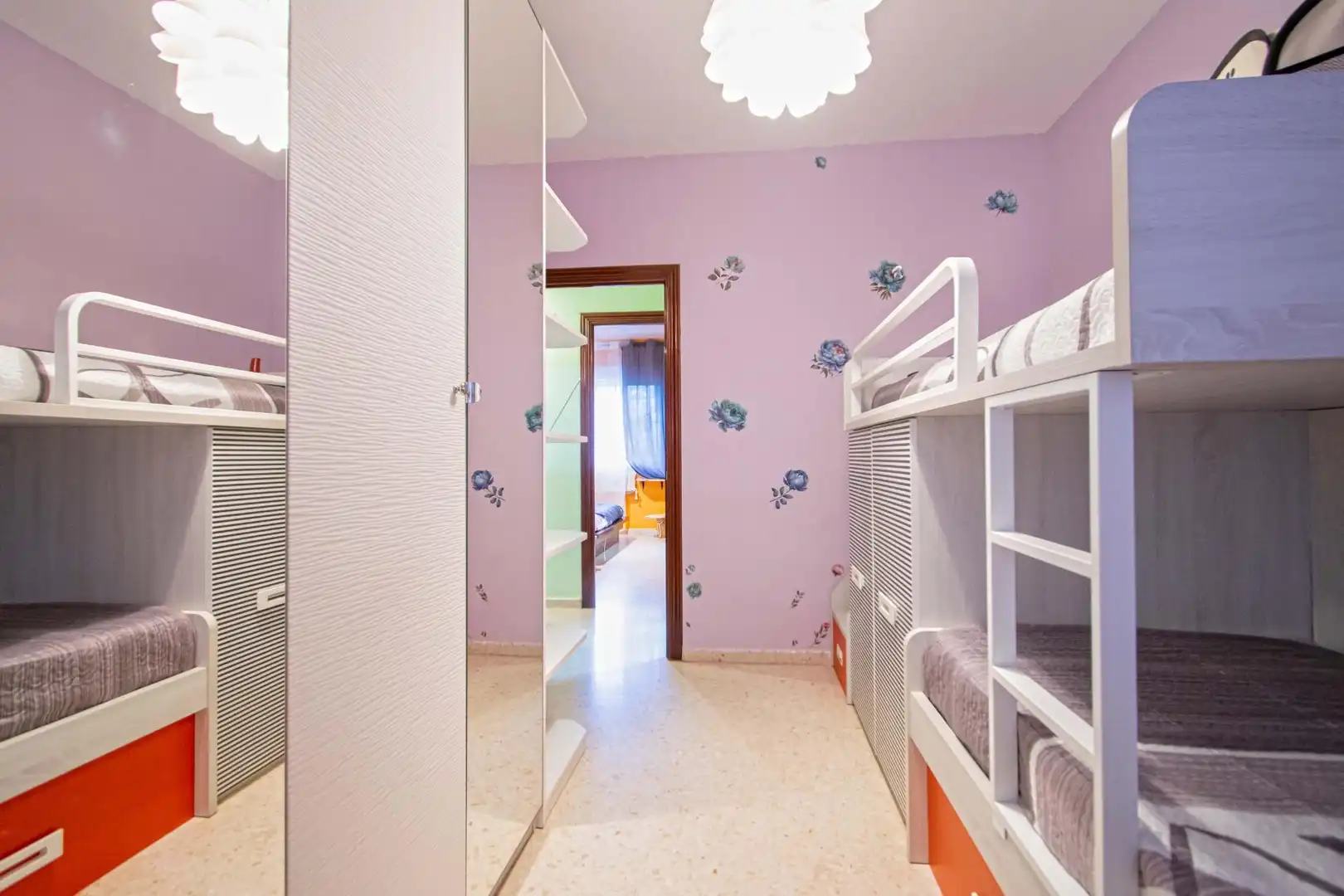 Bedroom of Flat for sale in Sevilla  with Terrace