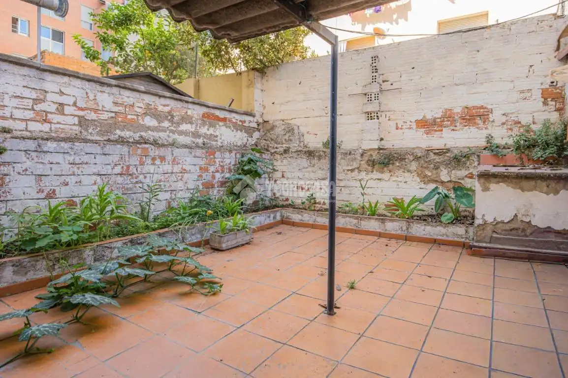 Terrassa de Local en venda en Ripollet amb Aire condicionat i Terrassa