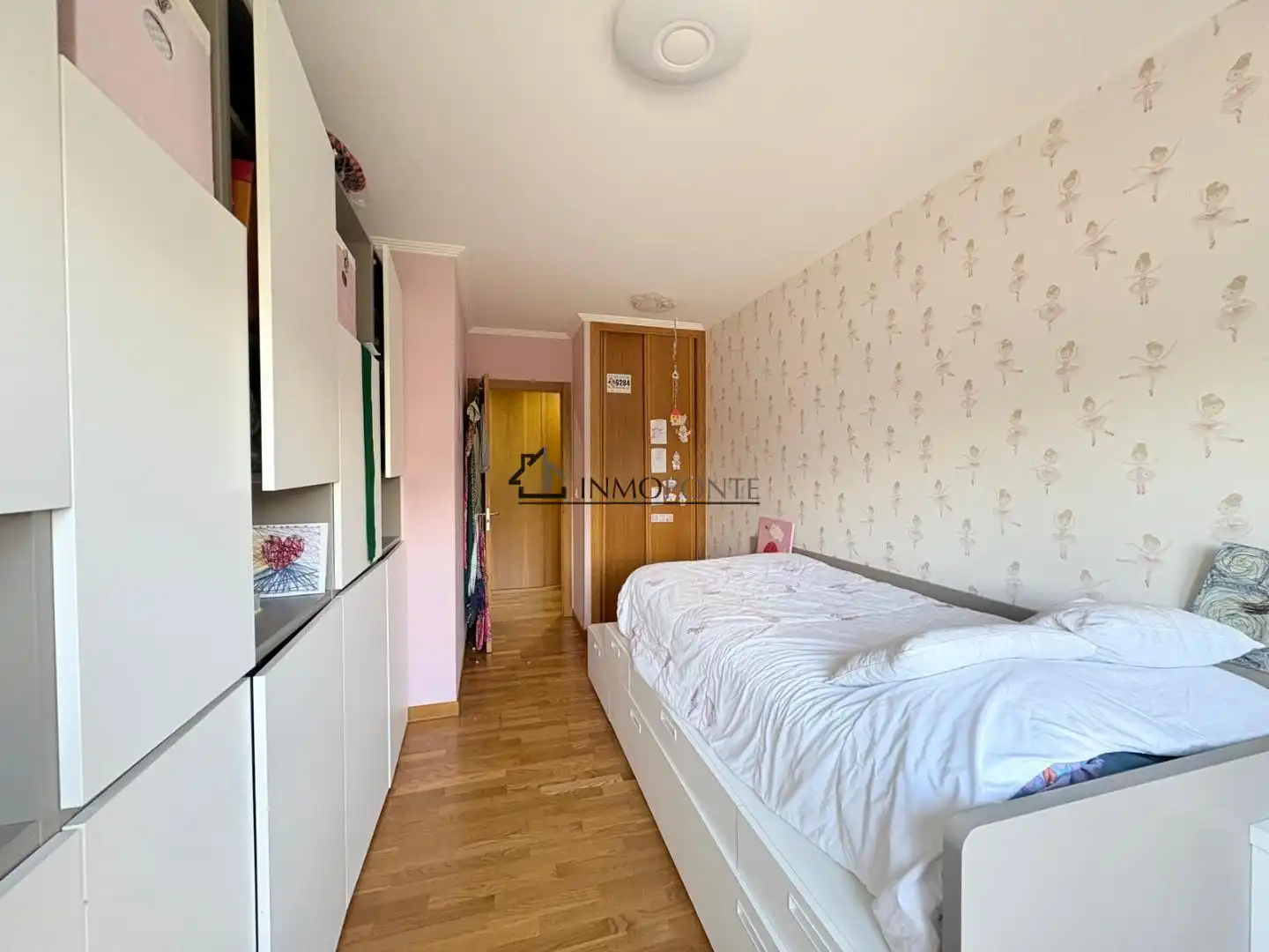 Bedroom of Flat for sale in Pontevedra Capital   with Heating, Storage room and Swimming Pool
