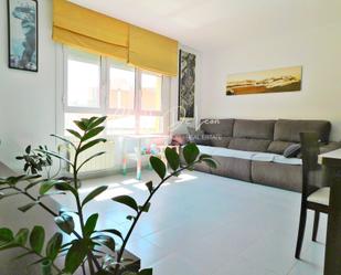 Sala d'estar de Apartament en venda en Sant Feliu de Guíxols amb Aire condicionat