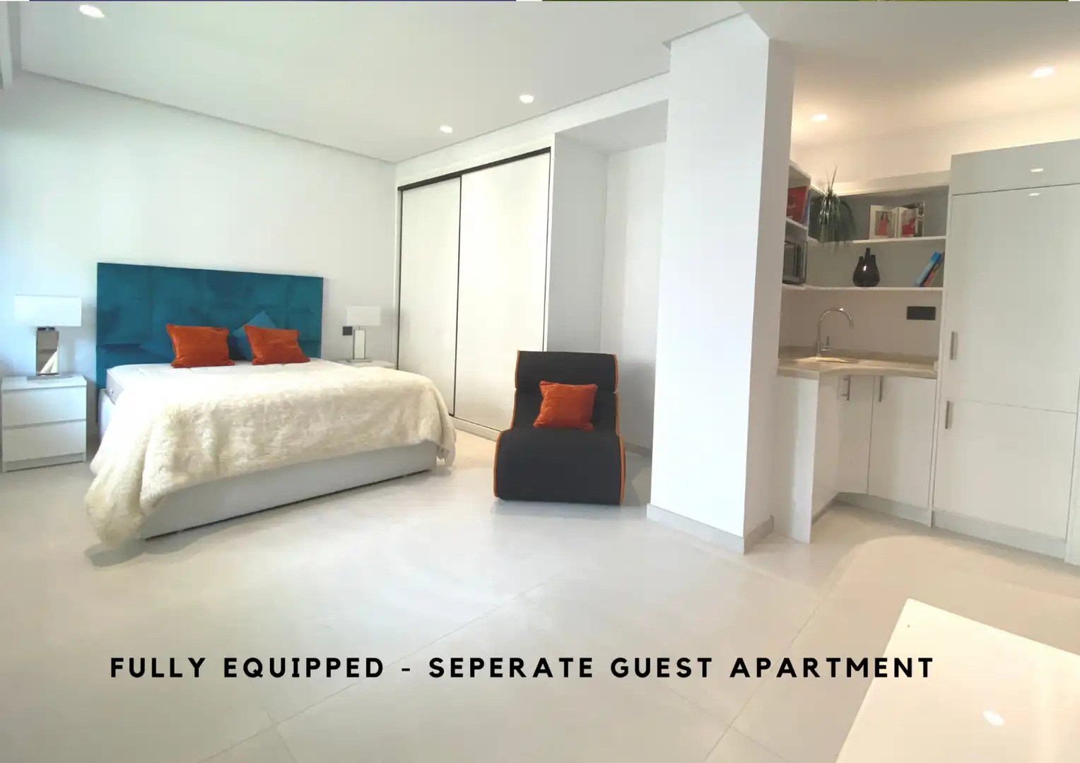 Bedroom of Houses for sale in San Roque  with Air Conditioner, Heating and Private garden
