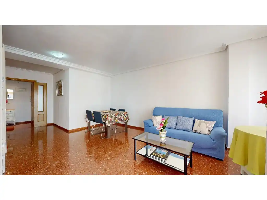 Living room of Flat for sale in Torrent  with Air Conditioner and Balcony