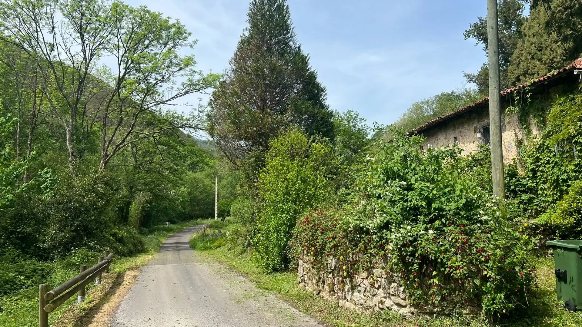 Casa o xalet en venda en Cangas de Onís amb Jardí privat