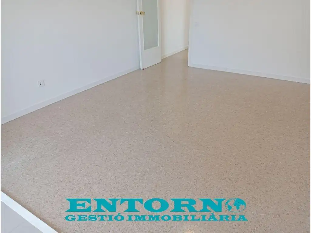 Flat for sale in Mollet del Vallès  with Air Conditioner, Terrace and Balcony