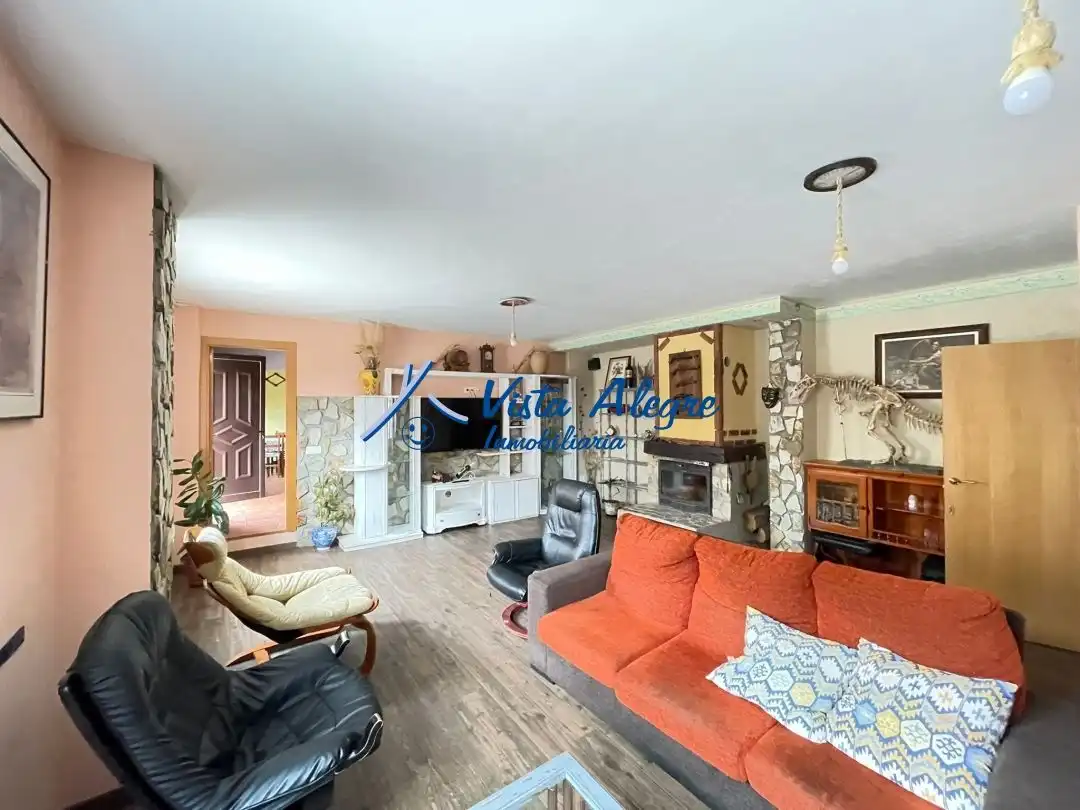 Sala de estar de Casa o chalet en venta en Galbárruli con Calefacción, Parquet y Amueblado