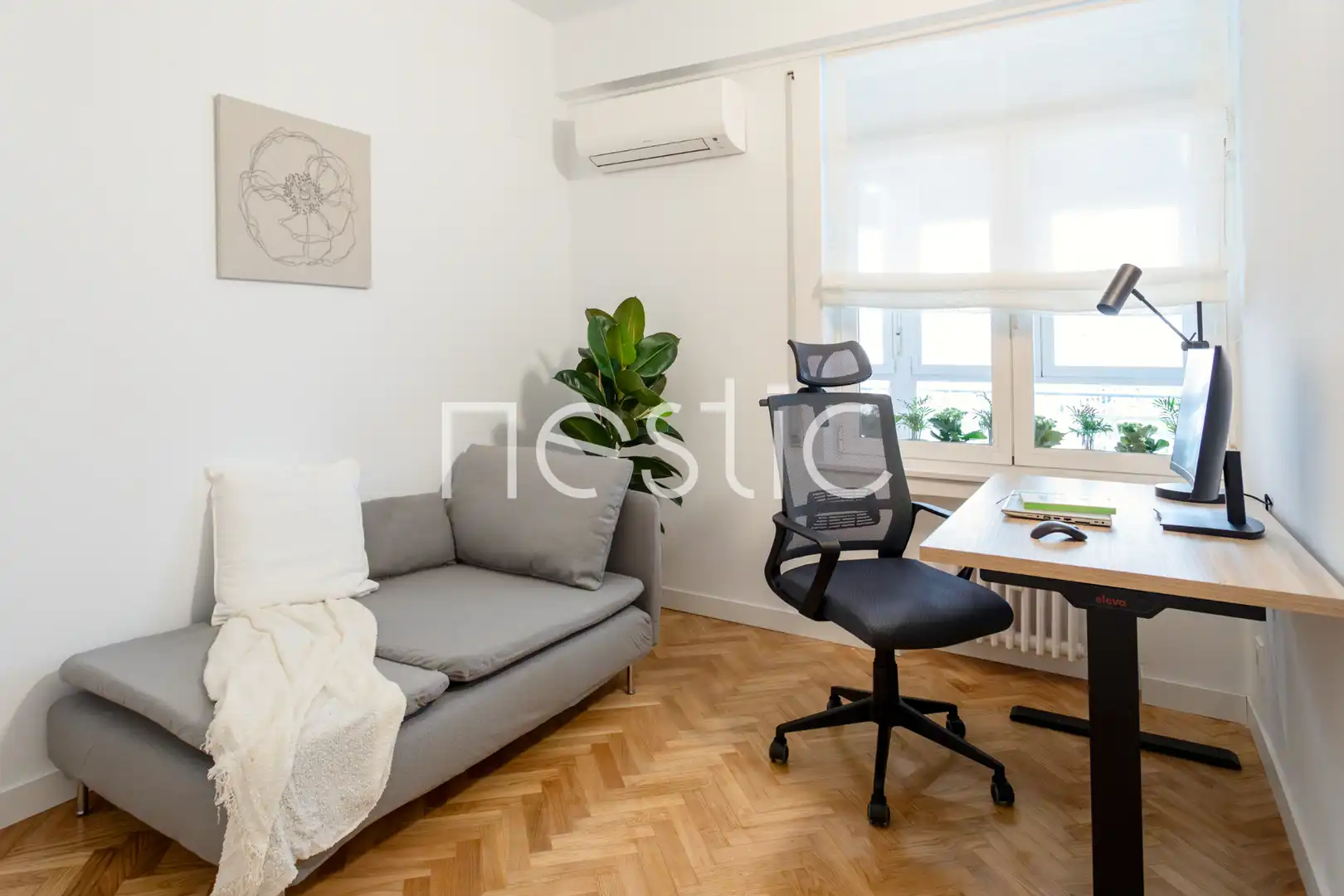 Schlafzimmer von Wohnungen zur Miete in Madrid mit Klimaanlage, Heizung und Möbliert
