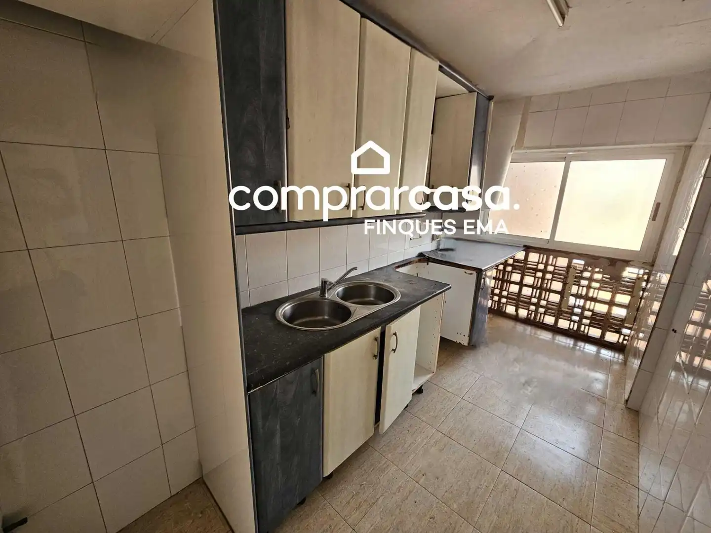 Cocina de Piso en venta en Sabadell