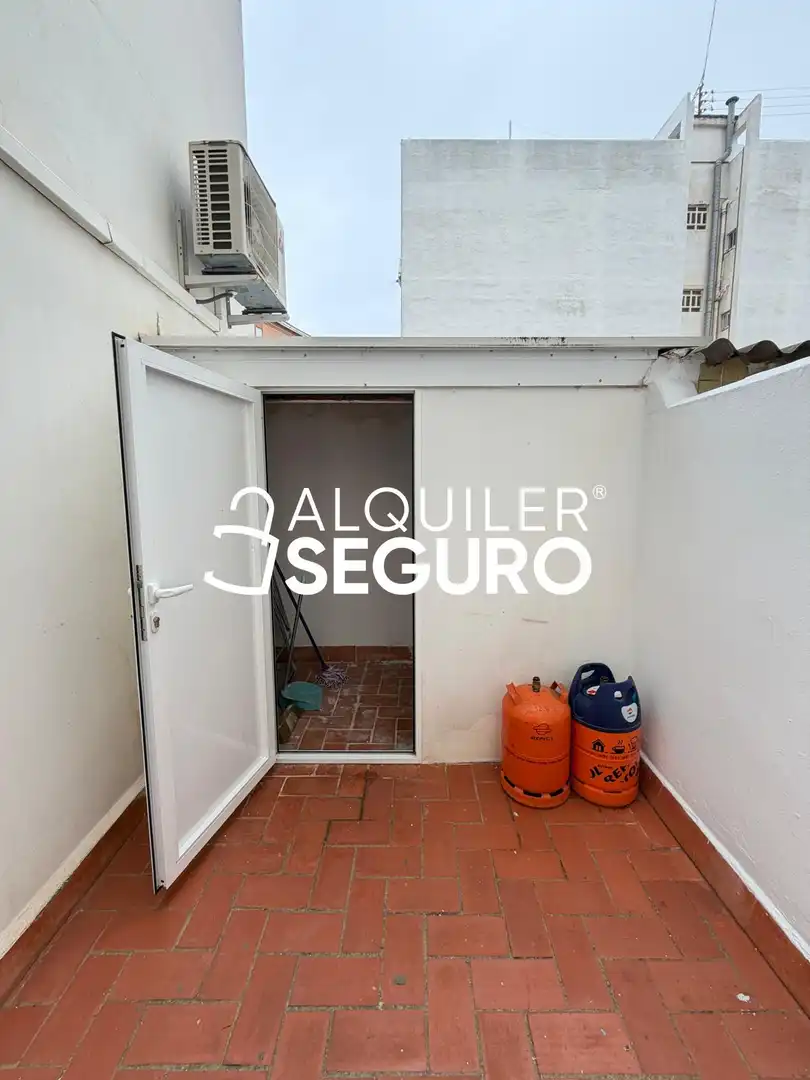 Piso de alquiler en Rio Turia, Ensanche - Río Júcar