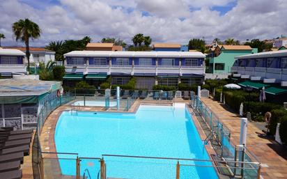 Piscina de Casa o xalet en venda en San Bartolomé de Tirajana amb Aire condicionat, Jardí privat i Terrassa