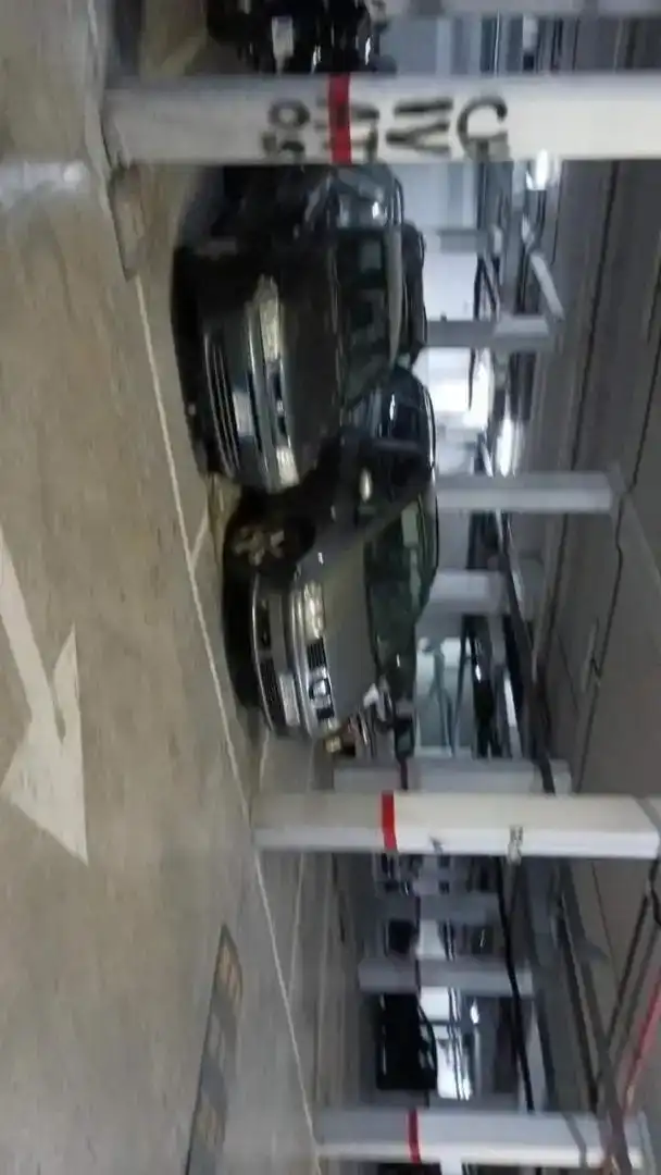Parkplatz von Garage zum Verkauf in Extrarradio
