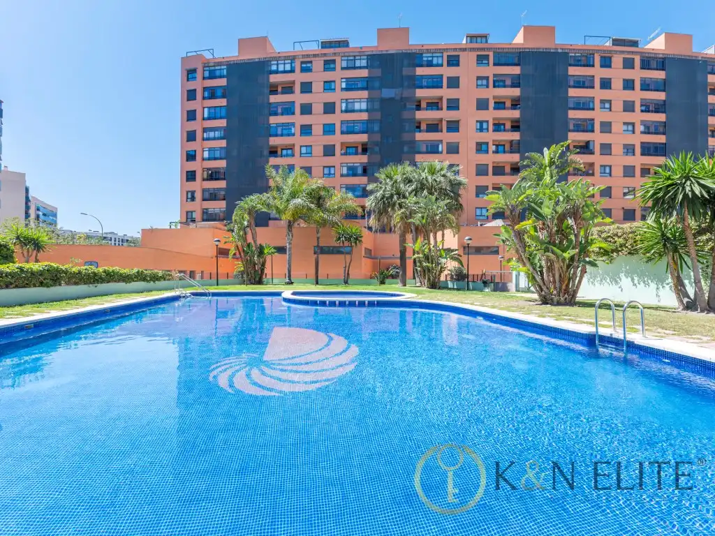 Swimming pool of Flat for sale in Alicante / Alacant  with Air Conditioner, Private garden and Terrace