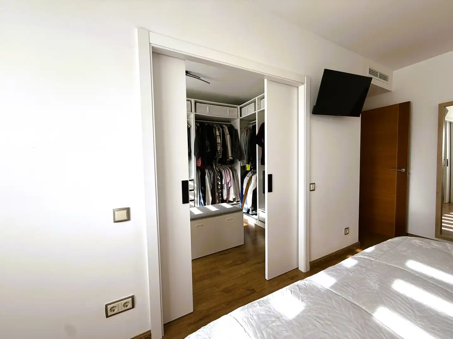 Bedroom of Duplexes for sale in Palau-solità i Plegamans  with Air Conditioner, Heating and Parquet flooring