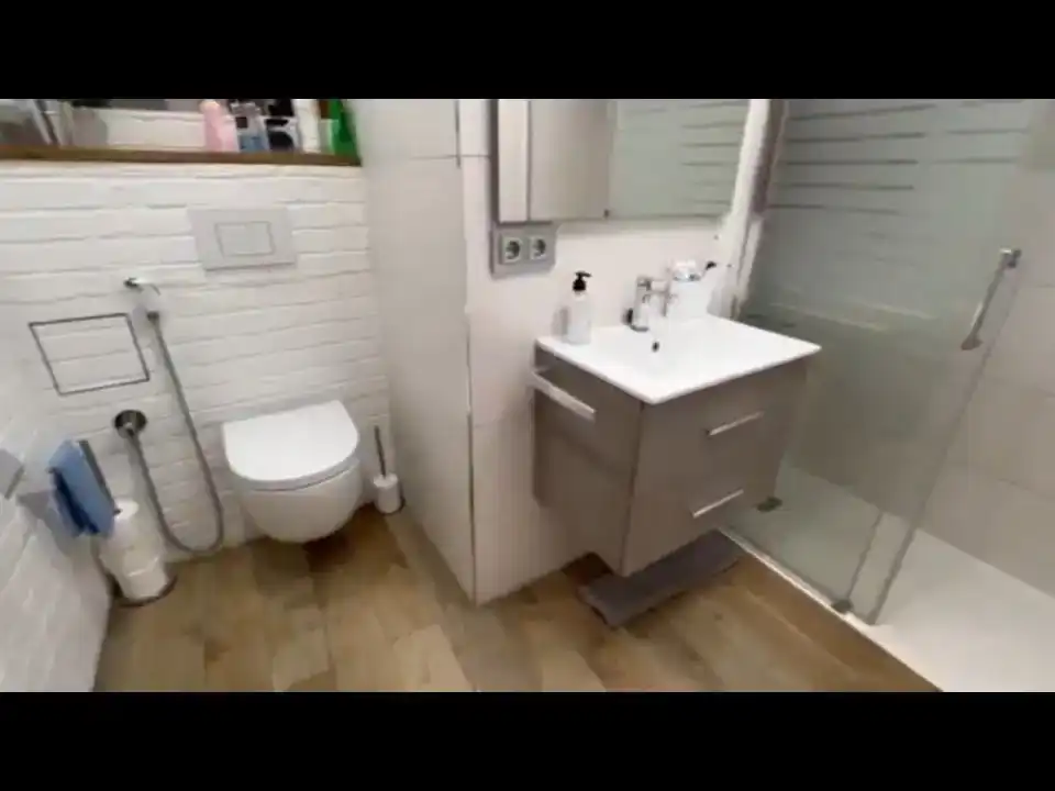 Baño de Ático en venta en Castelldefels con Aire acondicionado