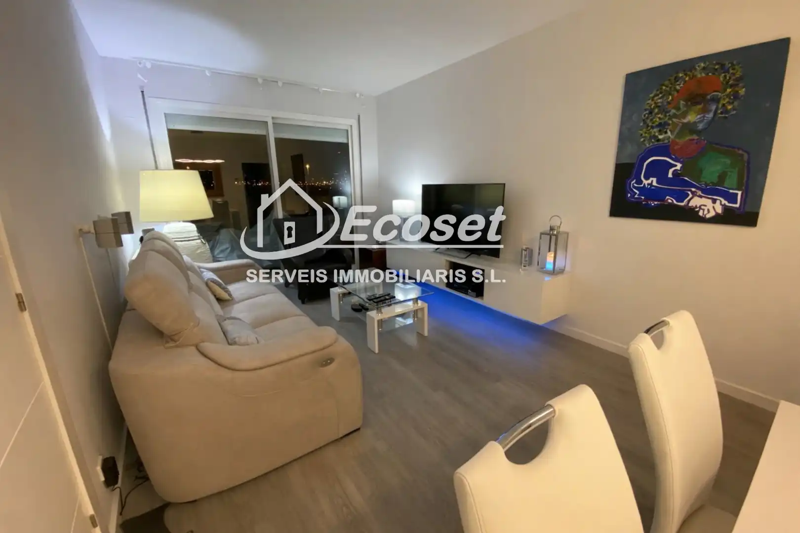 Sala d'estar de Pis en venda en Molins de Rei amb Aire condicionat, Calefacció i Parquet