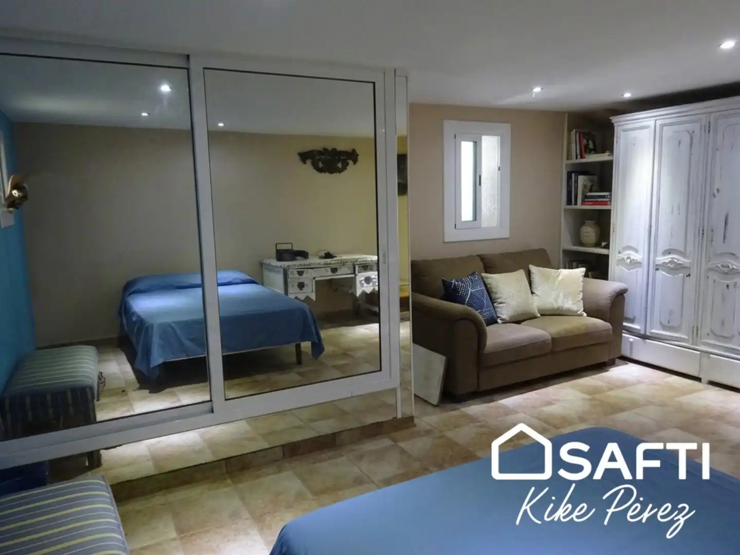 Casa o xalet en venda en Rubí amb Terrassa, Piscina i Moblat