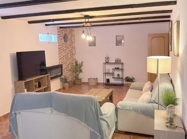 Reihenhaus mit Balkon zum Verkauf in Valverde