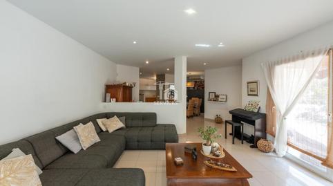 Foto 5 de Casa adosada en venda a Jón Tempano, 30, La Camella, Arona