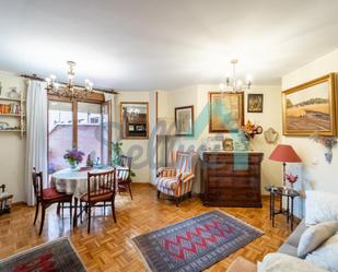 Living room of Flat to rent in Oviedo   with Heating, Parquet flooring and Terrace