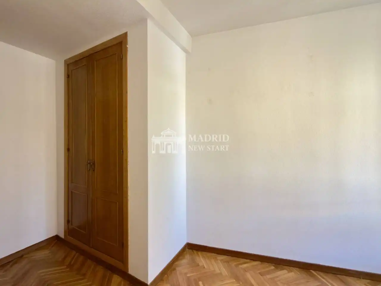 Habitación de Piso de alquiler en Segovia con Calefacción, Parquet y Terraza