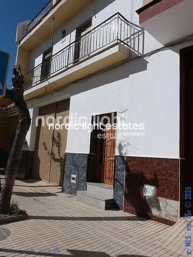 Haus zum Verkauf in Algarrobo pueblo