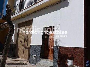 Casa en venda a Algarrobo pueblo