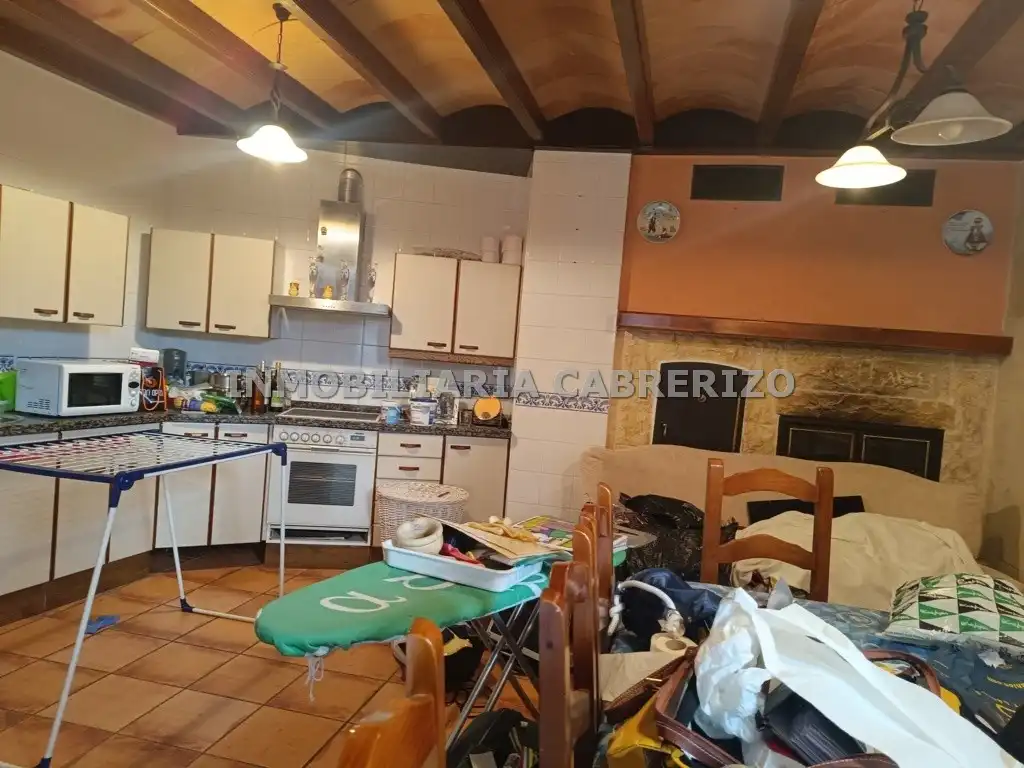 Cocina de Casa o chalet en venta en Ribafrecha con Calefacción, Parquet y Terraza