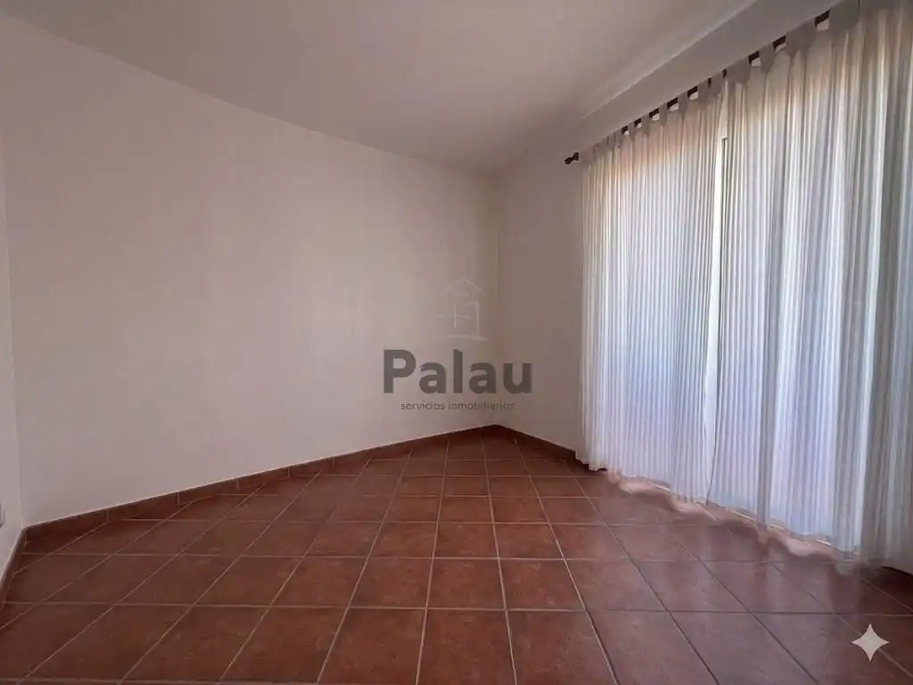 Dormitori de Casa o xalet en venda en Ciutadella de Menorca amb Jardí privat, Terrassa i Traster