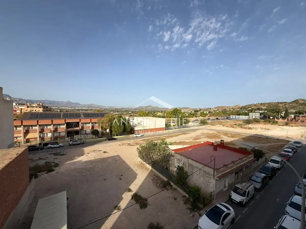 Vista exterior de Pis en venda en Aspe amb Aire condicionat i Traster