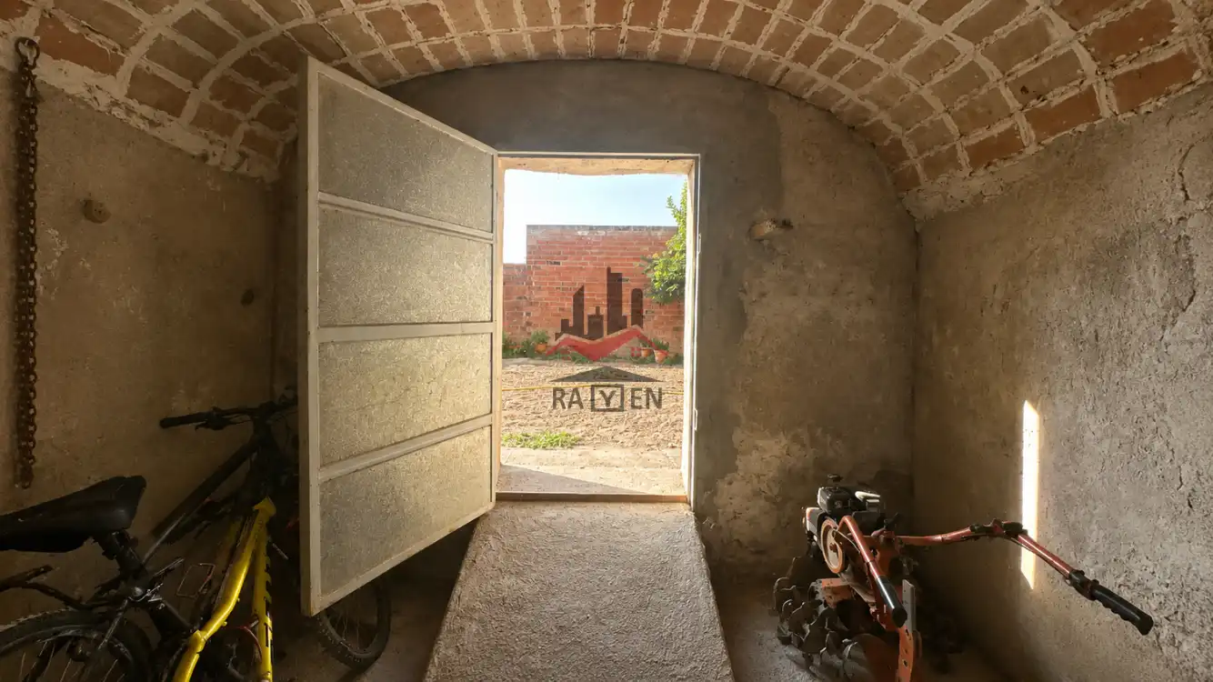 Casa adosada en venda en Riumors
