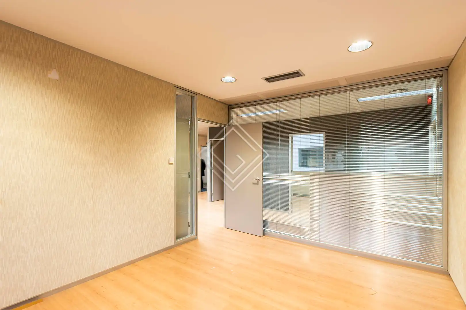 Office space with lift to rent in Avenida de Bruselas, imagen 32