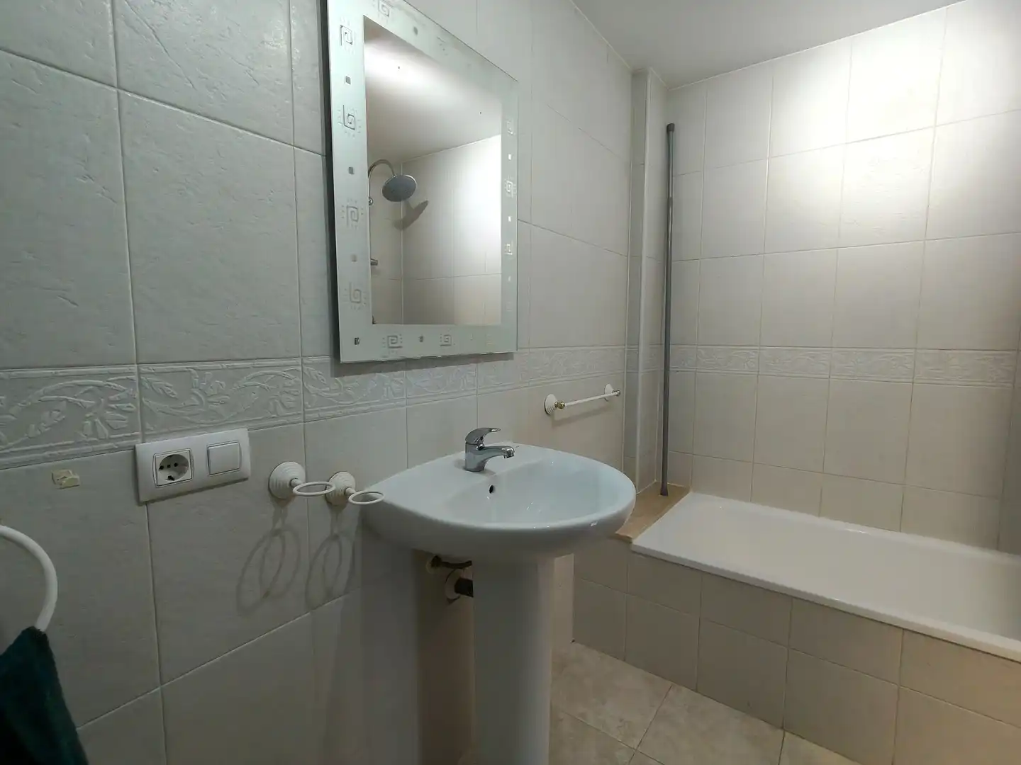 Badezimmer von Wohnung zum Verkauf in Vila-real mit Klimaanlage, Möbliert und Ofen