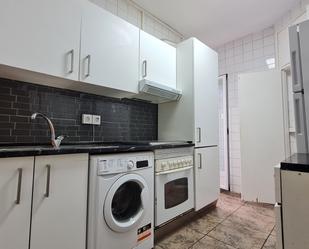 Kitchen of Flat for sale in Talavera de la Reina  with Air Conditioner, Terrace and Furnished