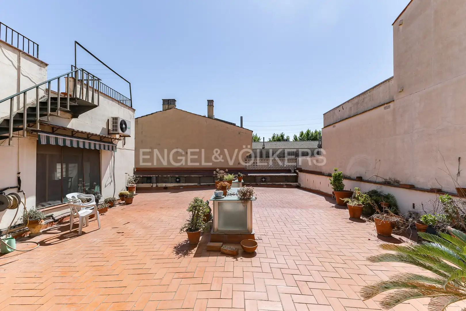Terrace of Industrial buildings for sale in Sant Boi de Llobregat