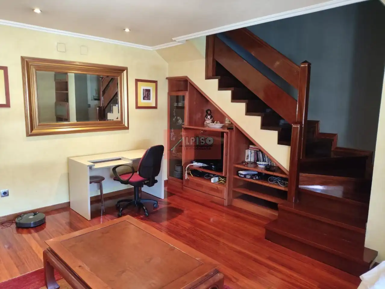 Duplexes for rent in Ourense Capital   with Heating, Parquet flooring and Furnished