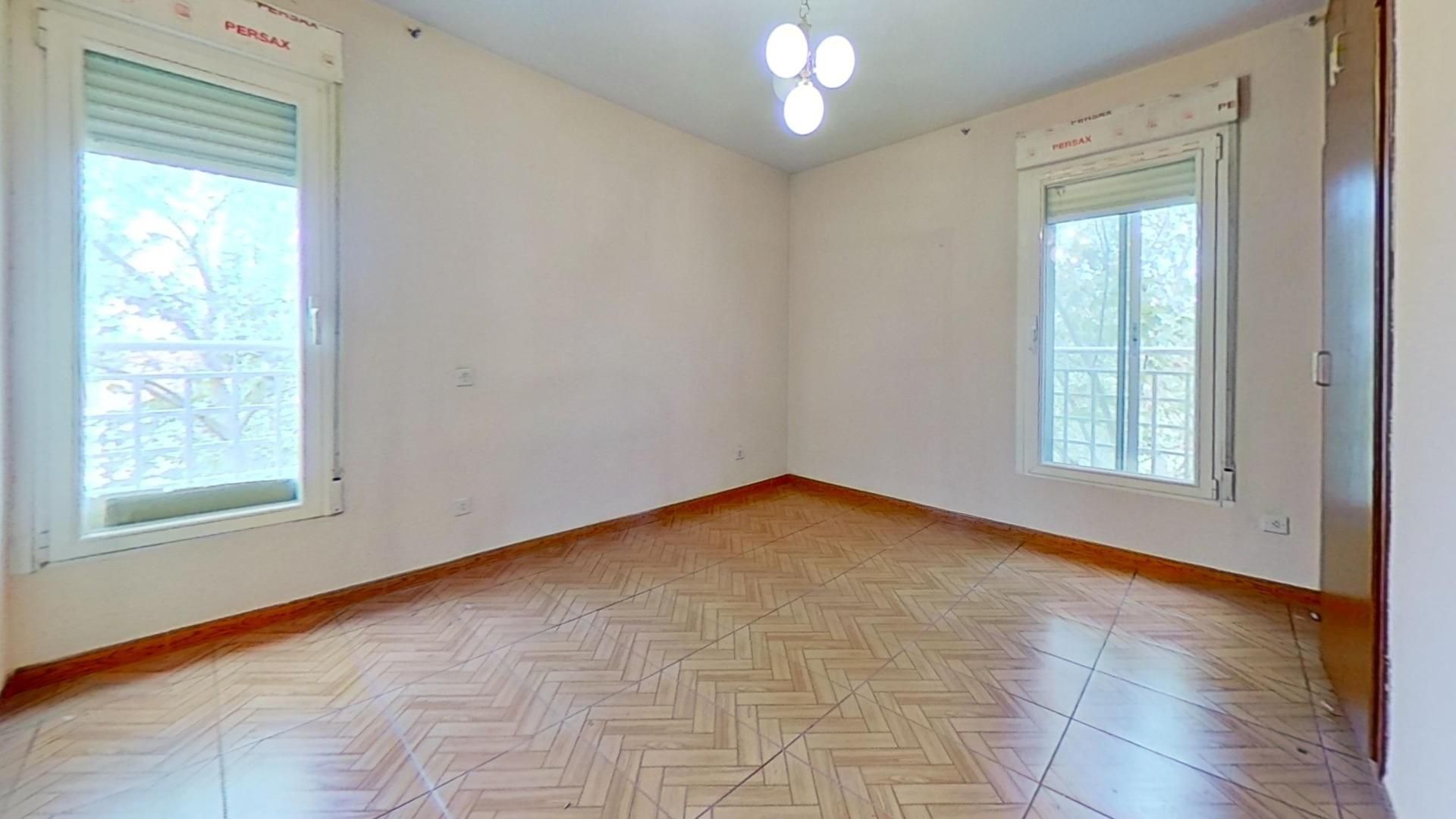 Bedroom of Flat for sale in  Madrid Capital  with Heating, Private garden and Terrace