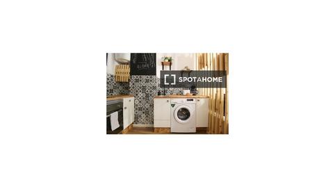 Foto 3 de Estudi per a compartir a Los Castros, Cantabria