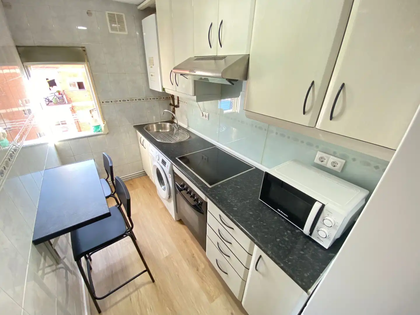 Zimmer in Calle Benalmádena, 1, Palomeras Sureste