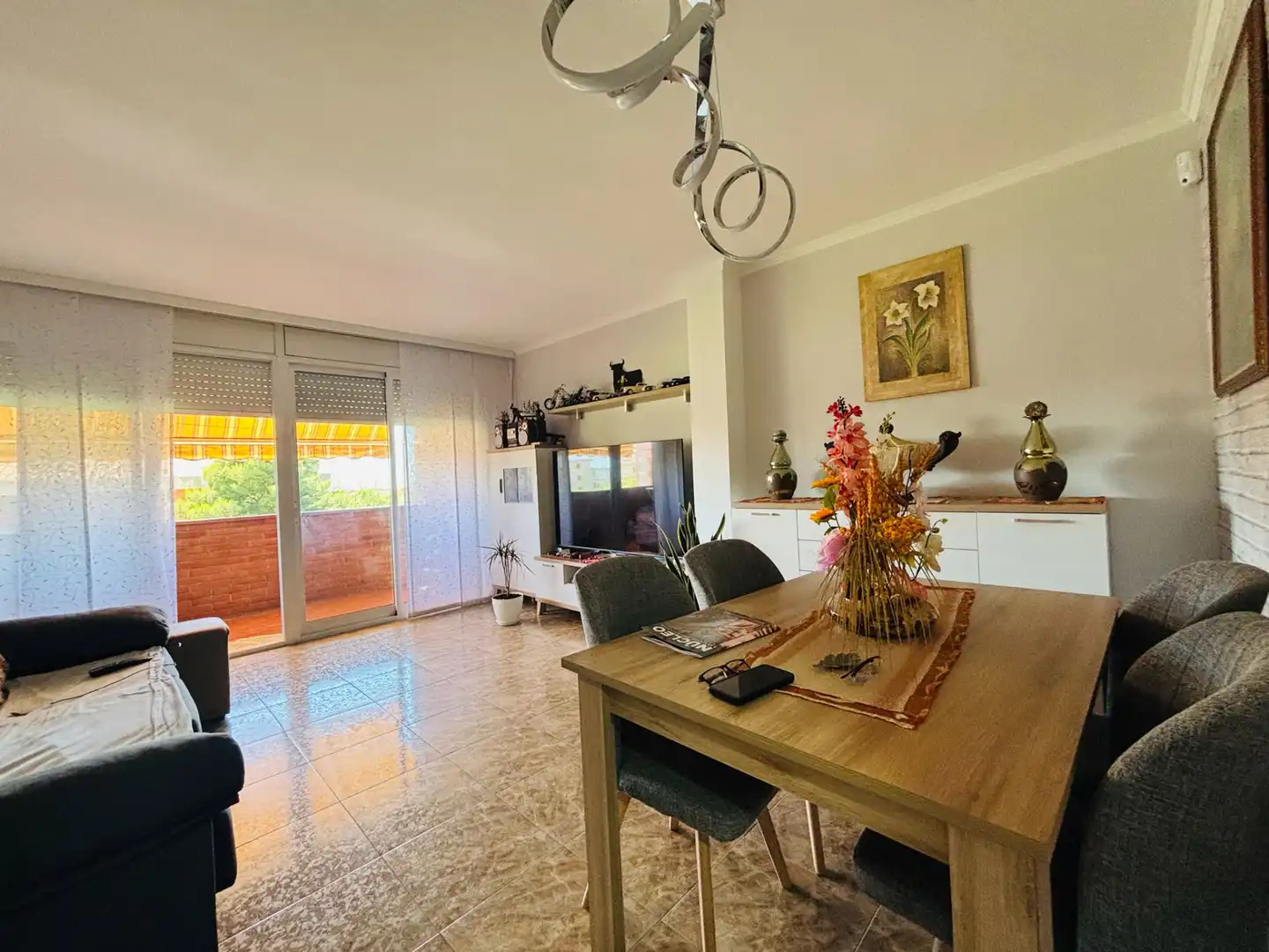 Sala d'estar de Pis en venda en Tarragona amb Aire condicionat, Calefacció i Moblat