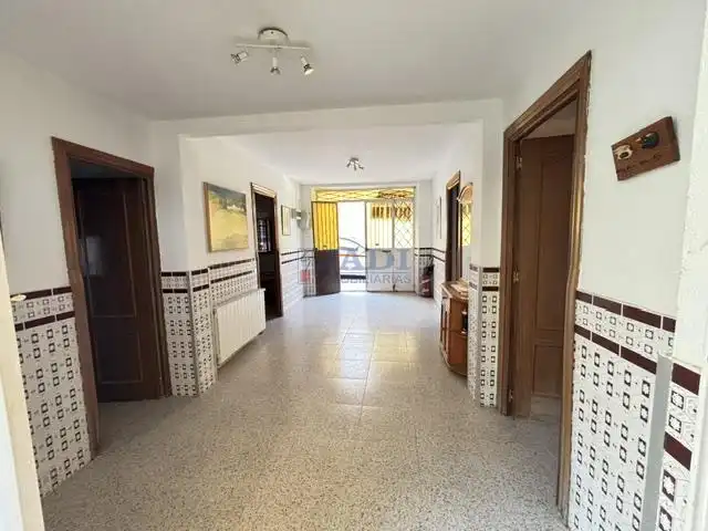 Casa o xalet en venda en Valdepeñas amb Calefacció, Traster i Piscina