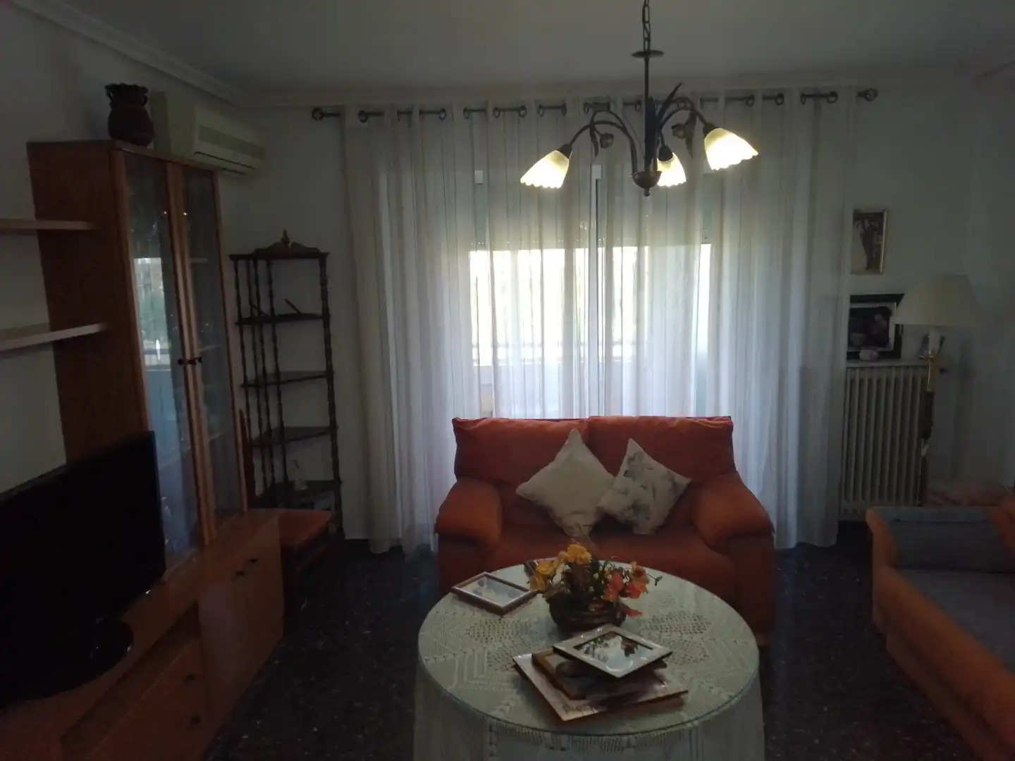 Sala d'estar de Pis en venda en Albacete amb Aire condicionat, Calefacció i Moblat