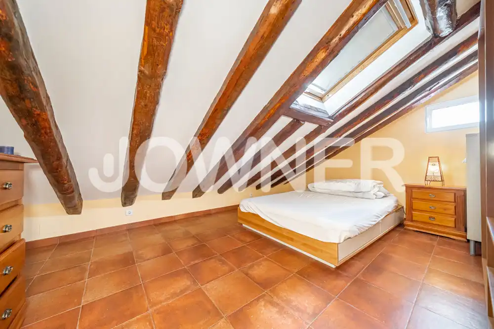 Habitación de Estudio de alquiler en Madrid con Aire acondicionado, Amueblado y Lavadora