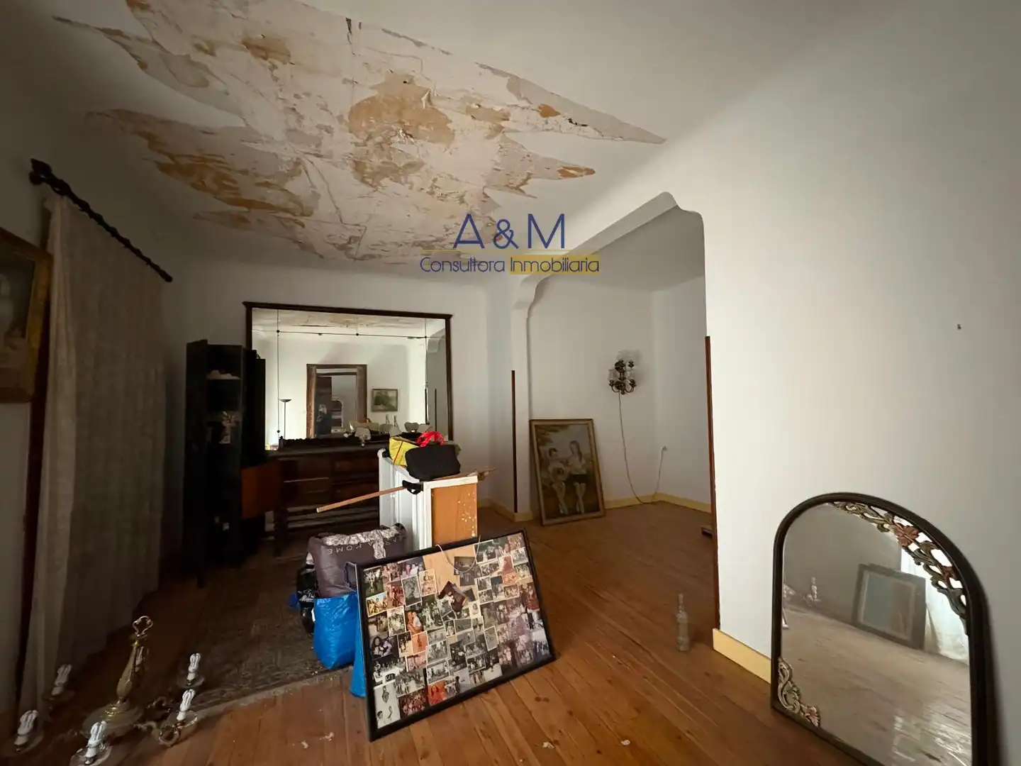 Buildings for sale in Manteria, Centro