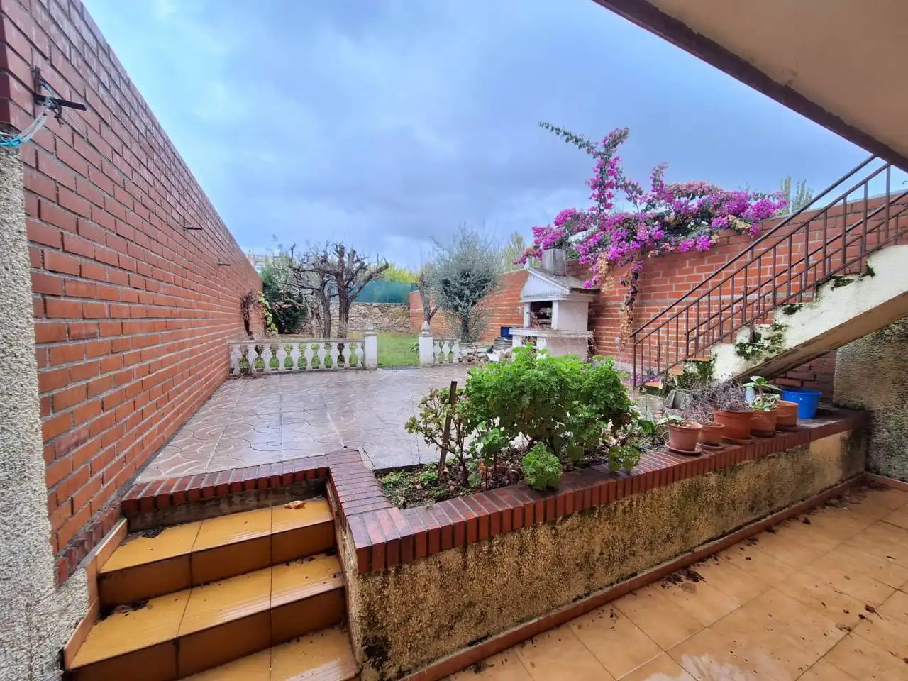 Jardí de Casa adosada en venda en Fuenlabrada amb Calefacció i Jardí privat